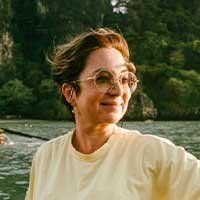 Rebecca L. – Westport, CT  🇺🇸